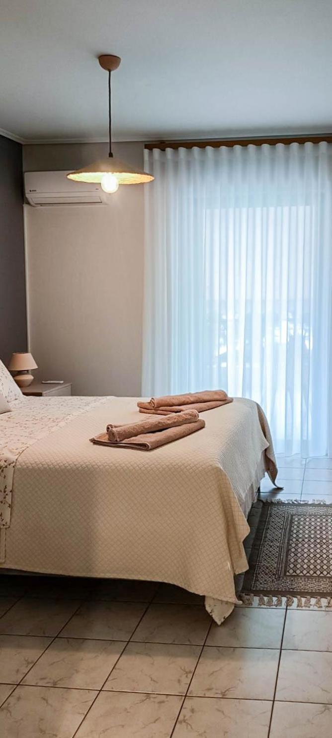 The Cozy Seaside Apartment Nafpaktos Exterior foto